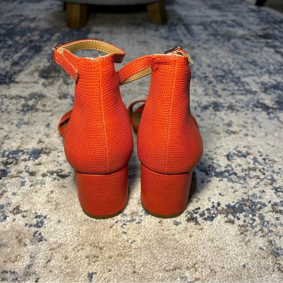 Steve Madden Irenee Orange Chunky Heel Strappy Sandals Size 8.5W - Picture 7 of 10
